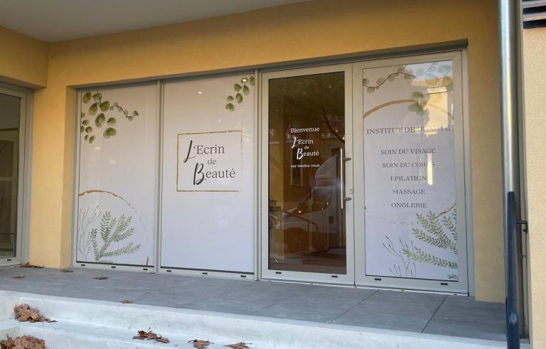 Vitrine l'Écrin de beauté - 85 rue Pascal Fieschi 13100 Aix en Provence - Institut de beauté