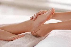 Soin des pieds en institut de beauté à Aix-en-Provence pour une peau douce et soignée